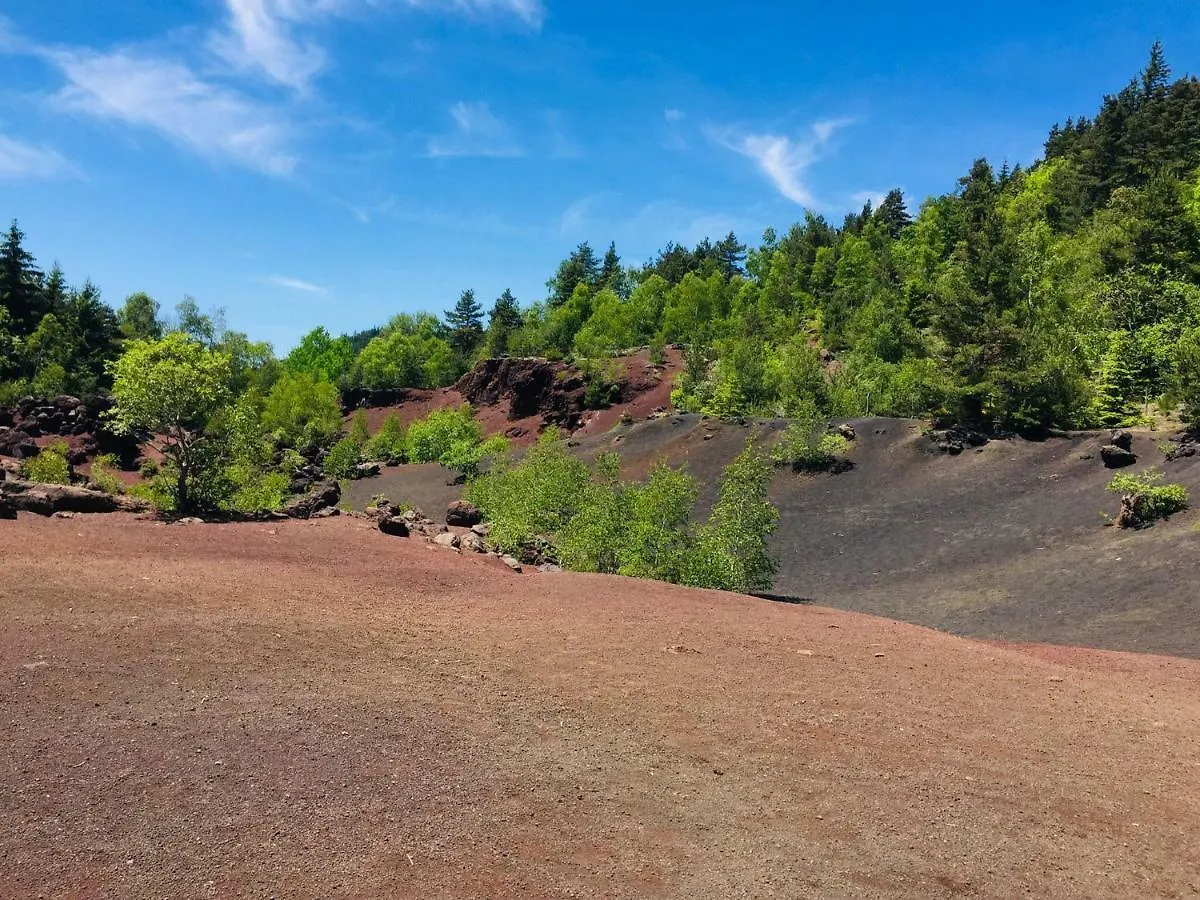 Les Roddiers Neuville  0*, Neuville (Puy-de-Dome)
